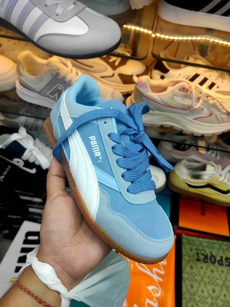 Puma Sneakers 🎀