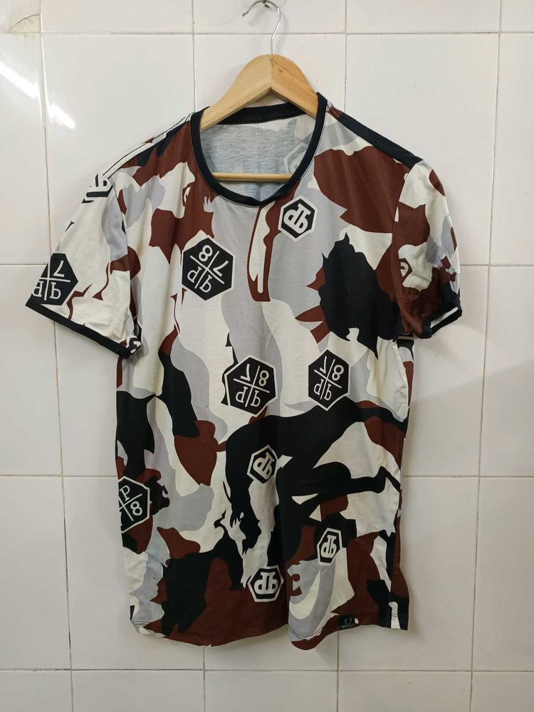 Stylish Camouflage T-Shirt