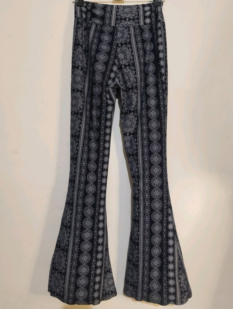Pant Plaza