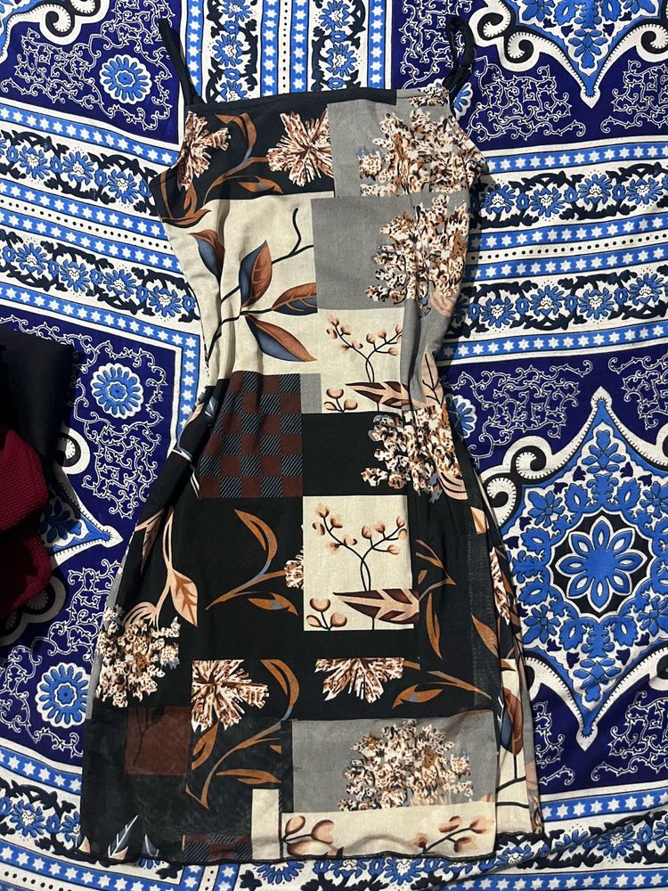 LITTLE BOX !!!Floral Patchwork Mini Dress