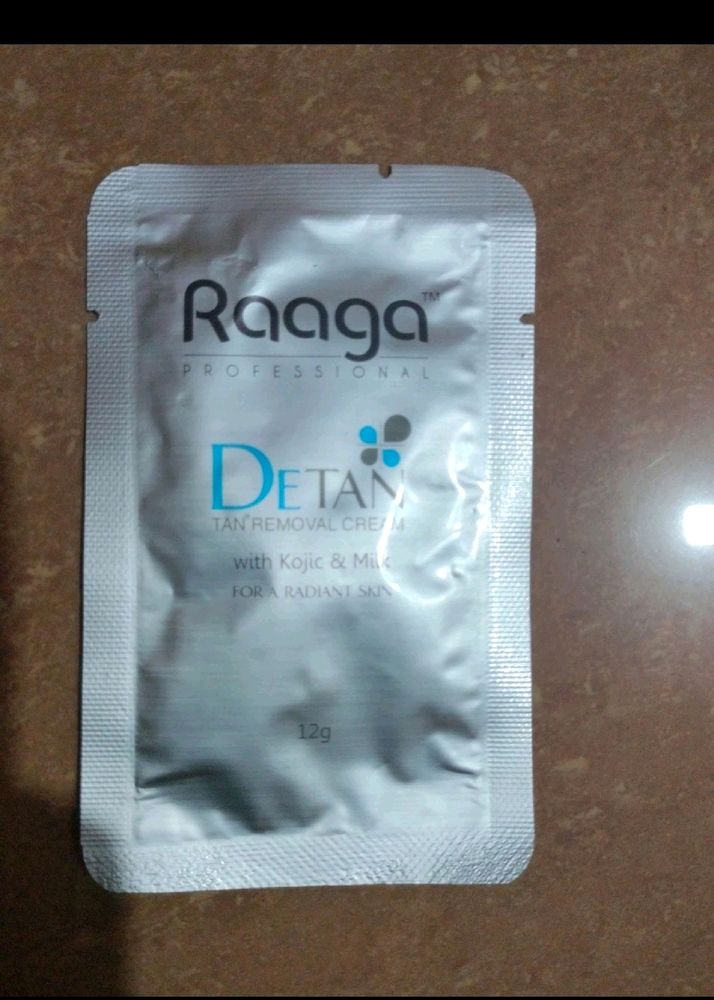 Raaga Professional De Tan. Tan Removal Cream