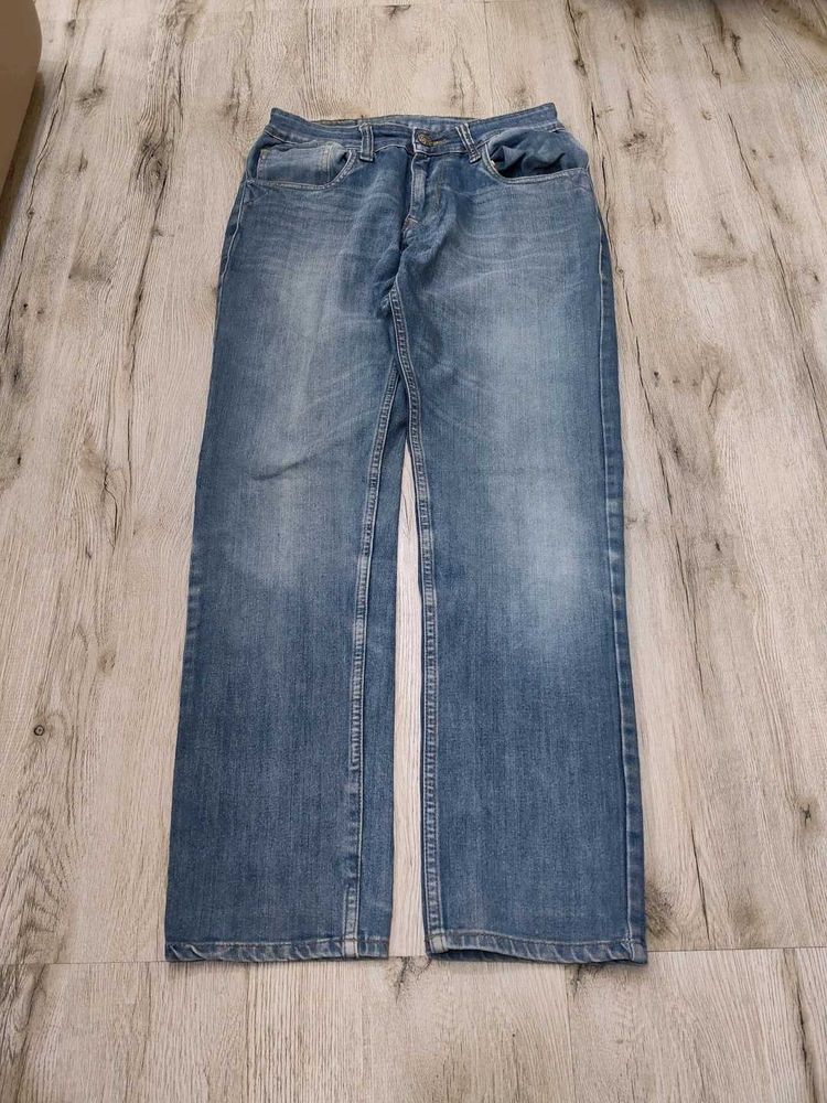 Ma5887 Denim hub jeans waist 28 inches