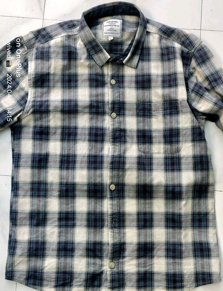 Casual checkered Mens Shirt