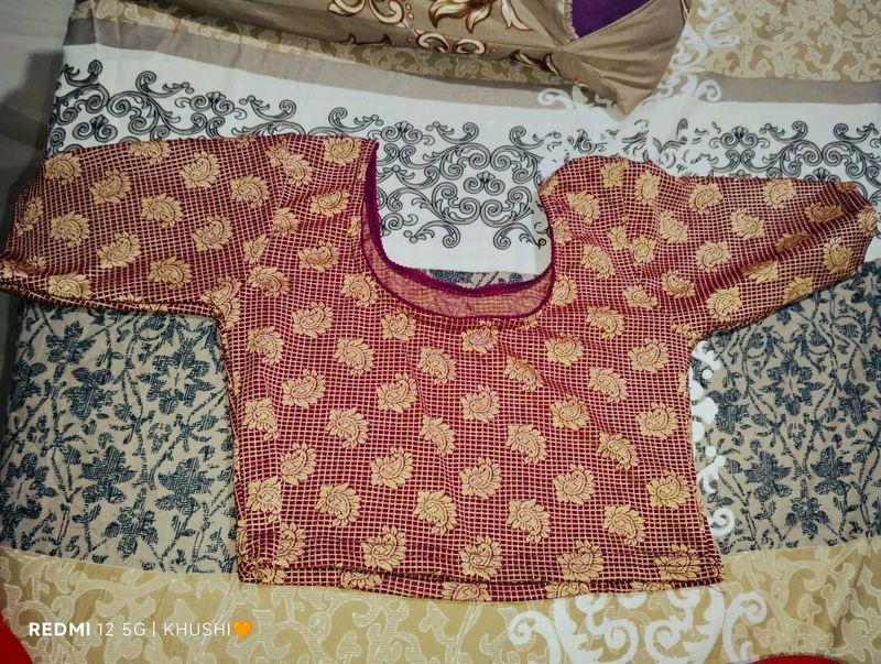 Elegant Maroon &amp; Gold Banarasi blouse