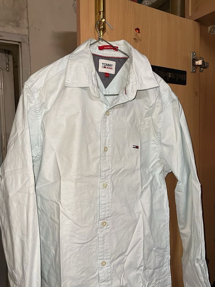 Tommy Hilfiger Men's Classic Fit Shirt
