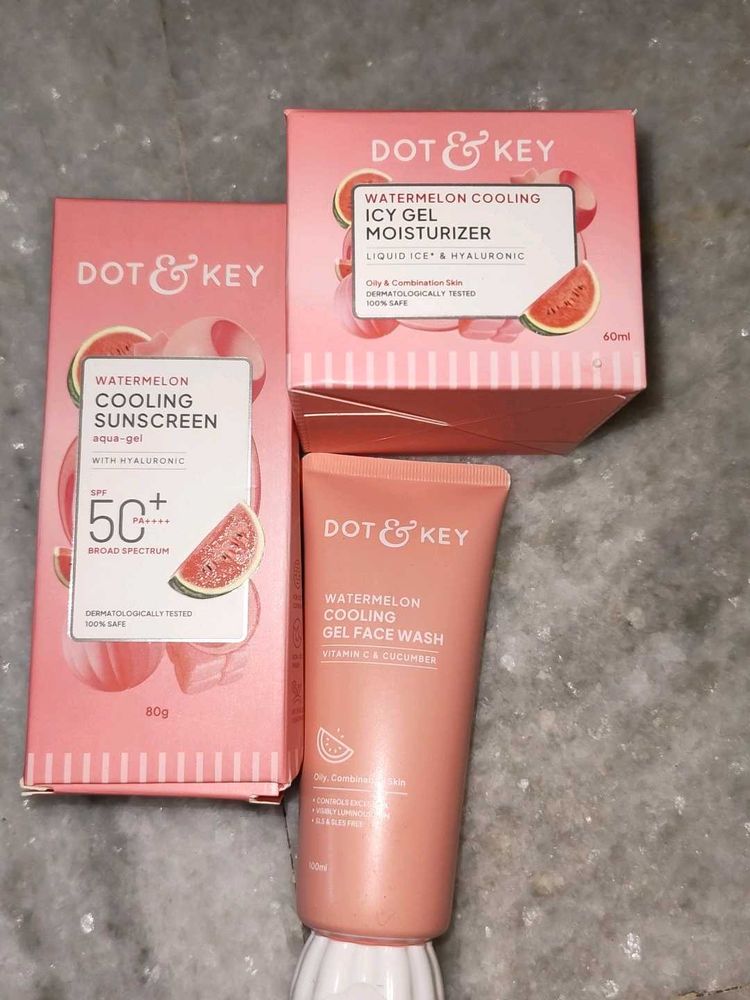 Dot &amp; Key Watermelon Skincare Set