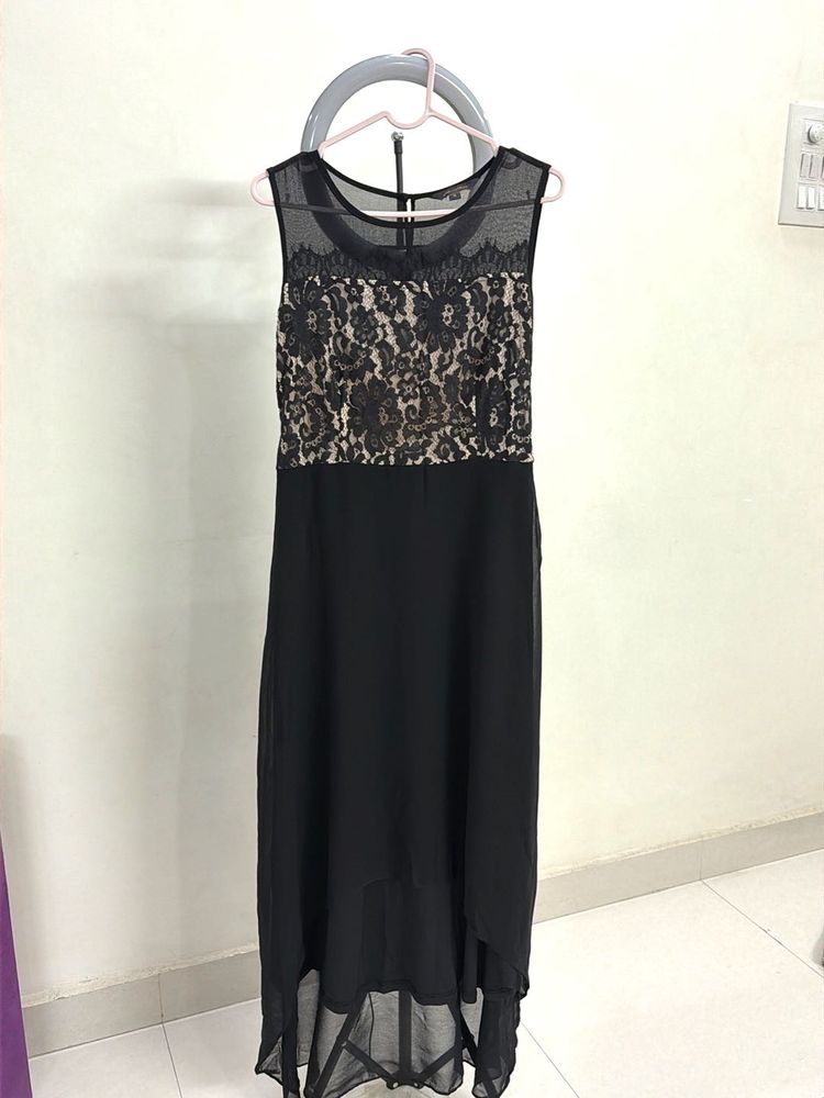 Elegant Black Lace Dress