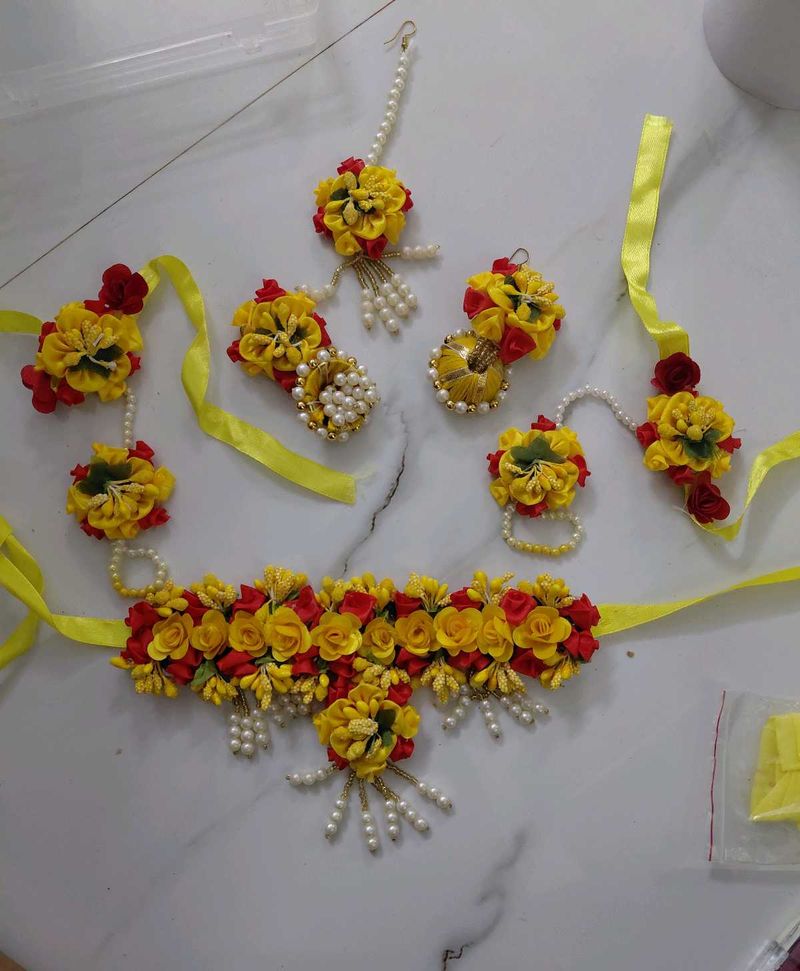 Floral Jewellery Set for Haldi
