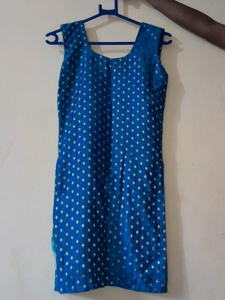 Like New Kurti Size Is Xxs