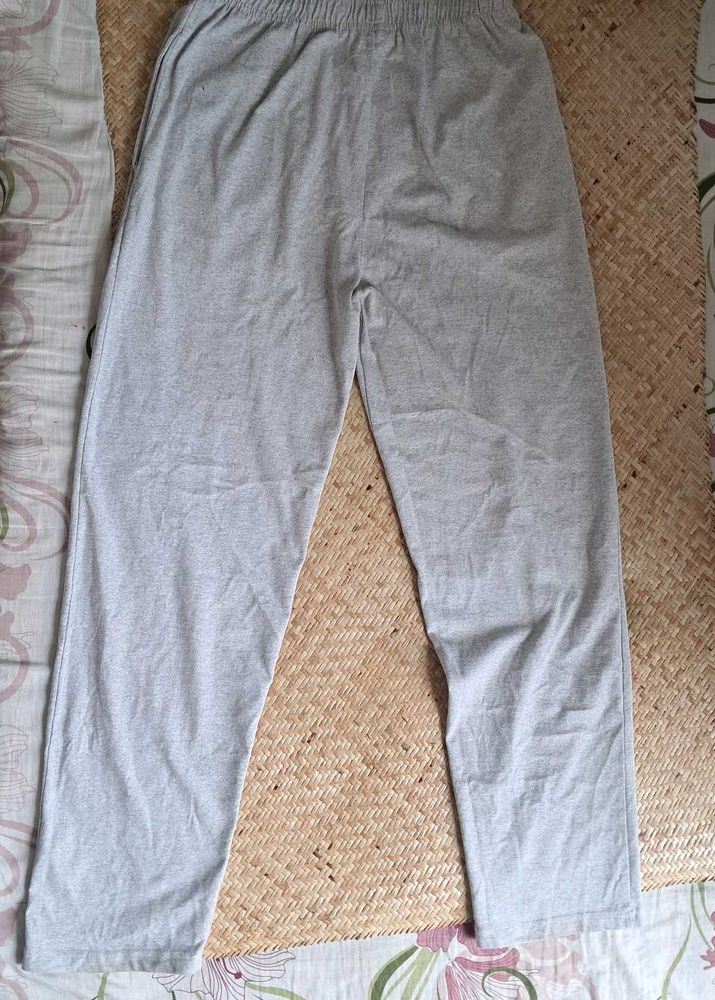 Trouser pants with free palazzo