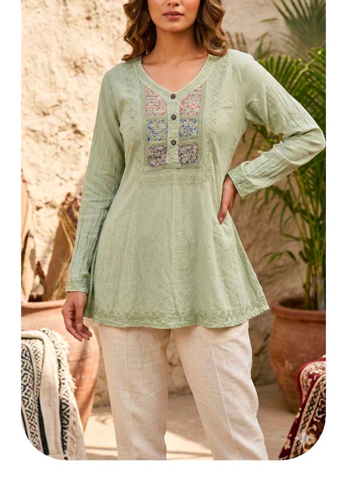 1 Green Kurta Top +2 items
