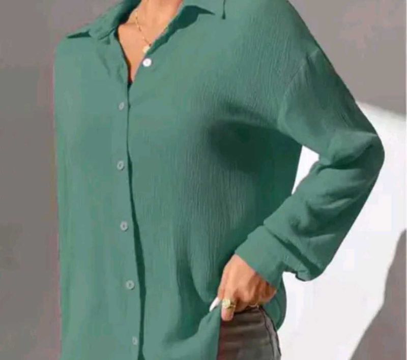 Elegant Green Button-Down Shirt