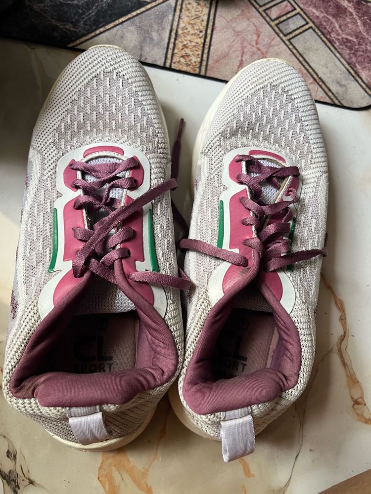 Lightweight Women's Sneakers