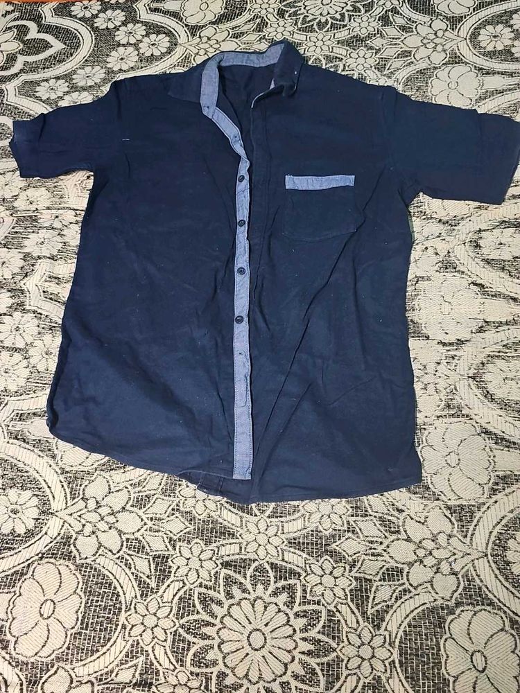 Men's Navy Blue Short Sleeve Shirt