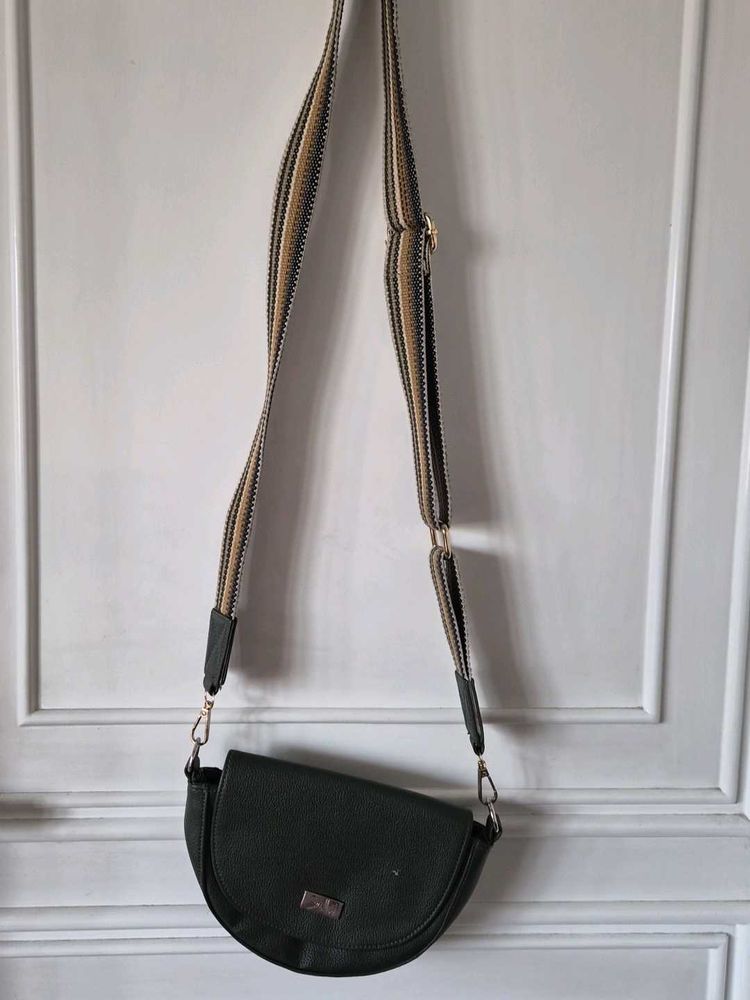 Stylish Half-Moon Crossbody Bag