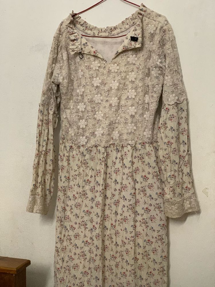 Vintage Floral Lace Maxi Dress