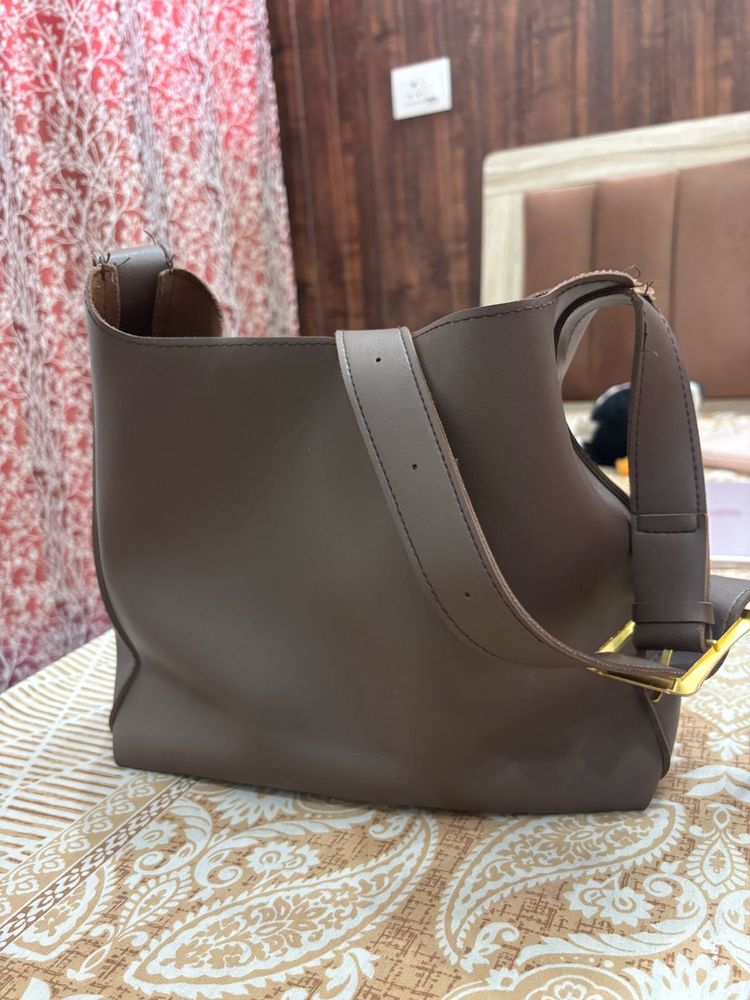 Stylish Brown Handbag