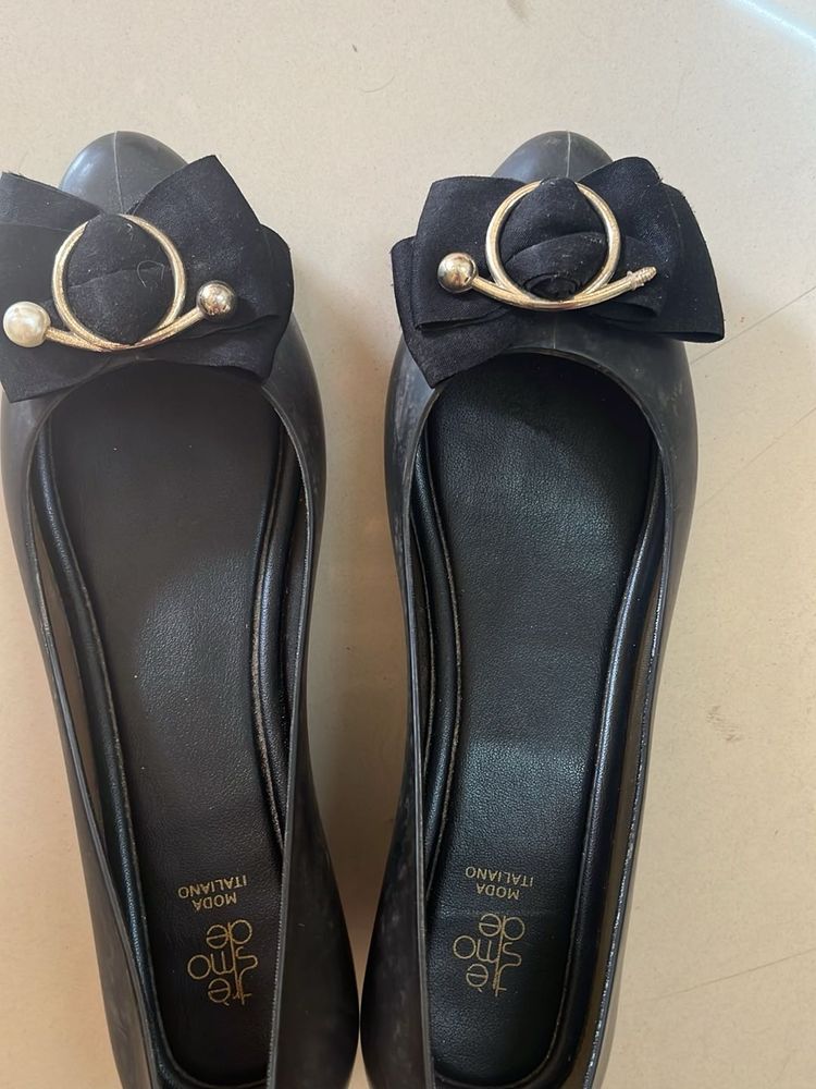 Chic Black Ballet Flats with Bow Detail EU 36
