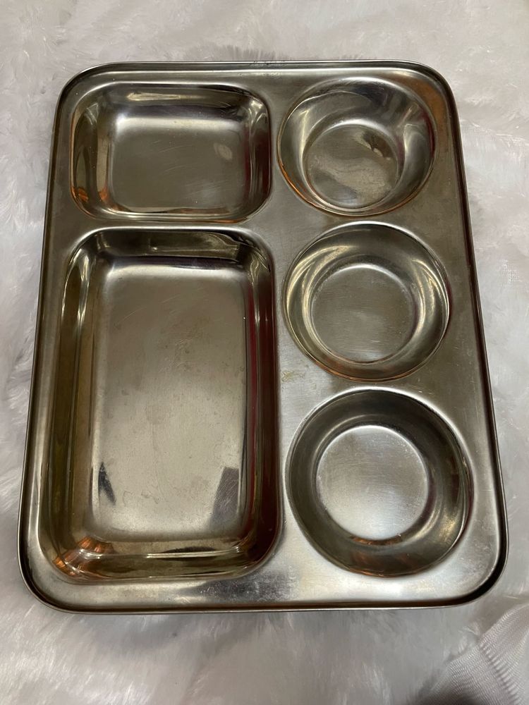 Heavy 5 compartments steel plate