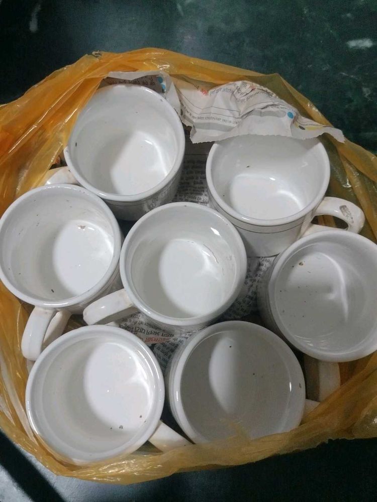 Set of 6 White Ceramic Mugs