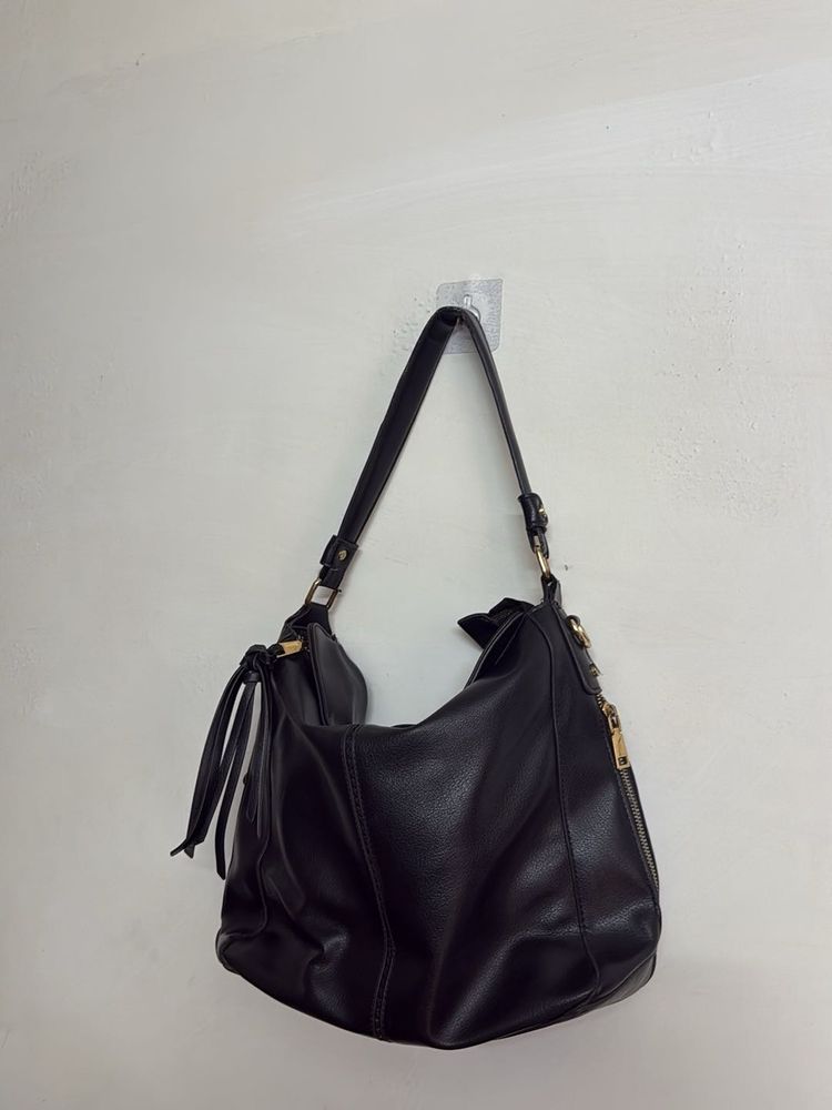 Inovera Black Hobo Bag