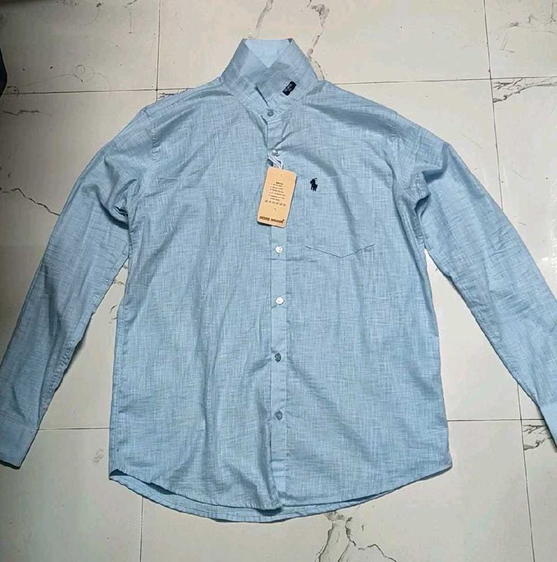 Men's Light Blue Button-Down Shirt