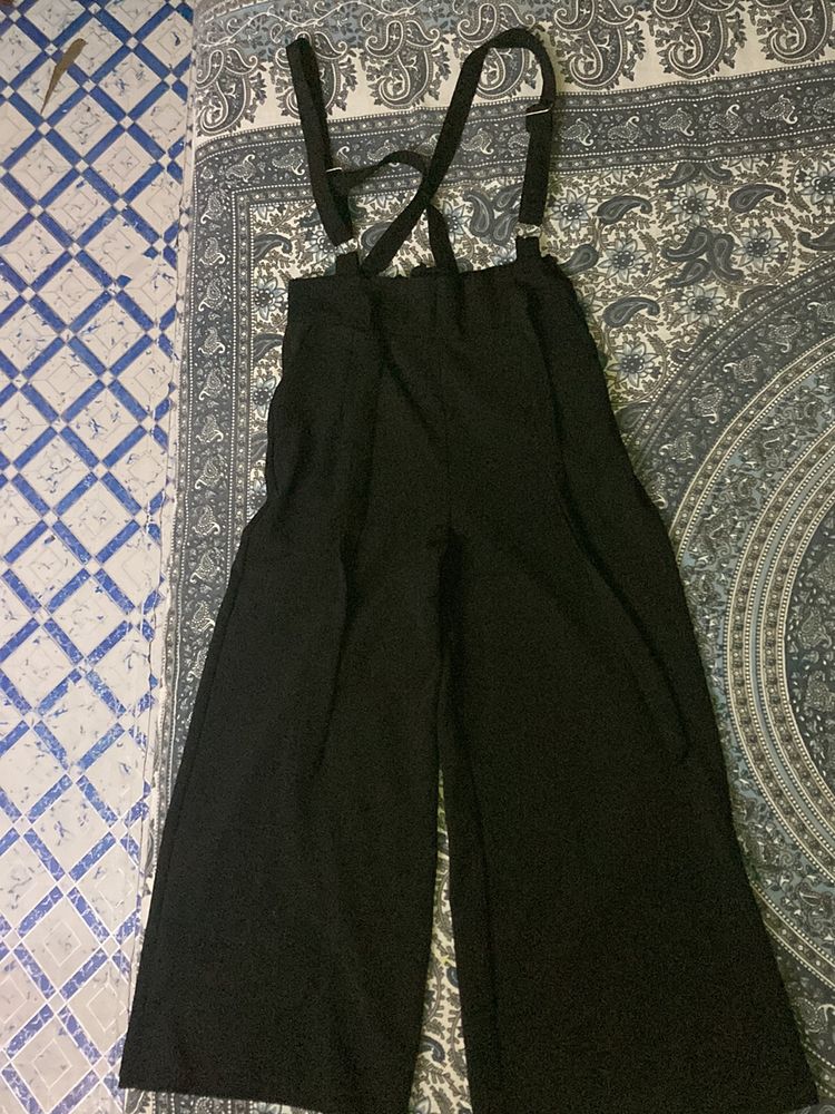 STRAP PANTS FOR WOMEN.