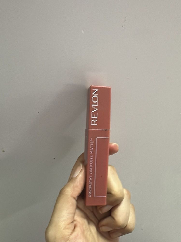 Revlon Colorstay Limitless Matte