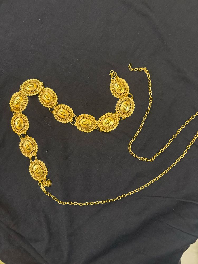 Elegant Gold Tone Chain Belt