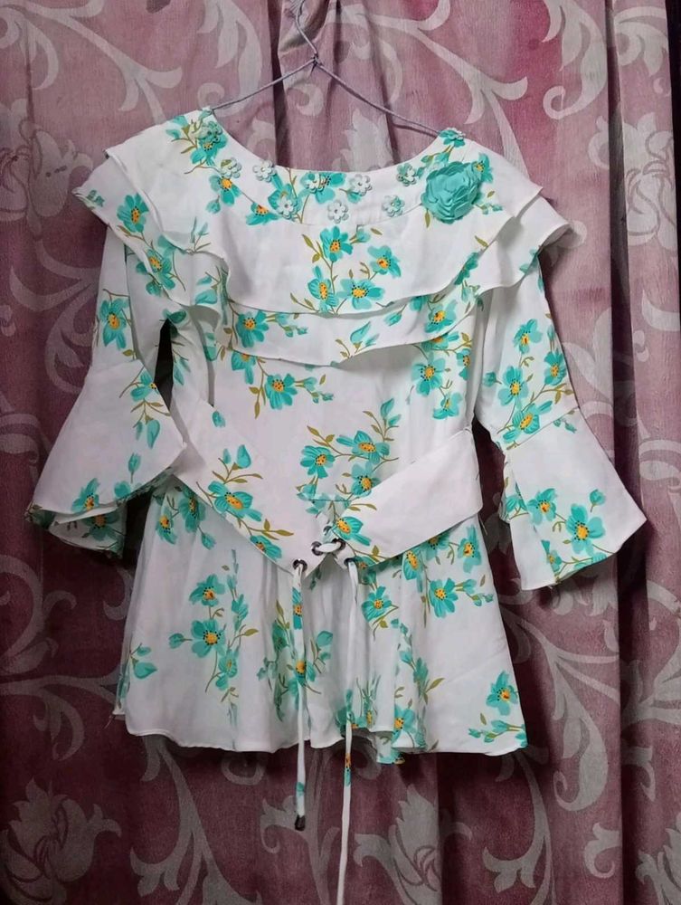 Floral Girls ruffle top with bottom