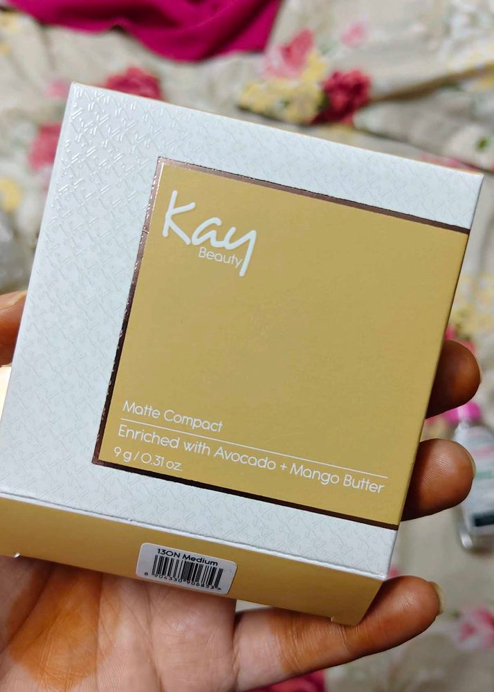 Kay Beauty Matte Compact Powder 130N
