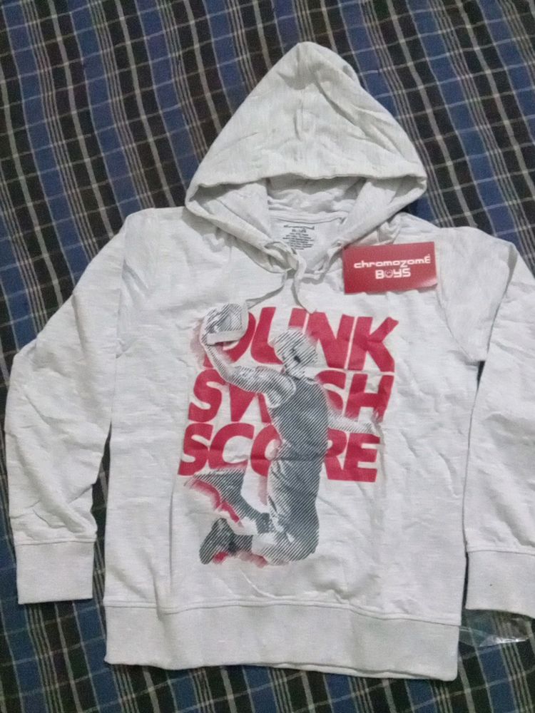 Totally New HOODIE T SHIRT FOR 9/10 YEARS