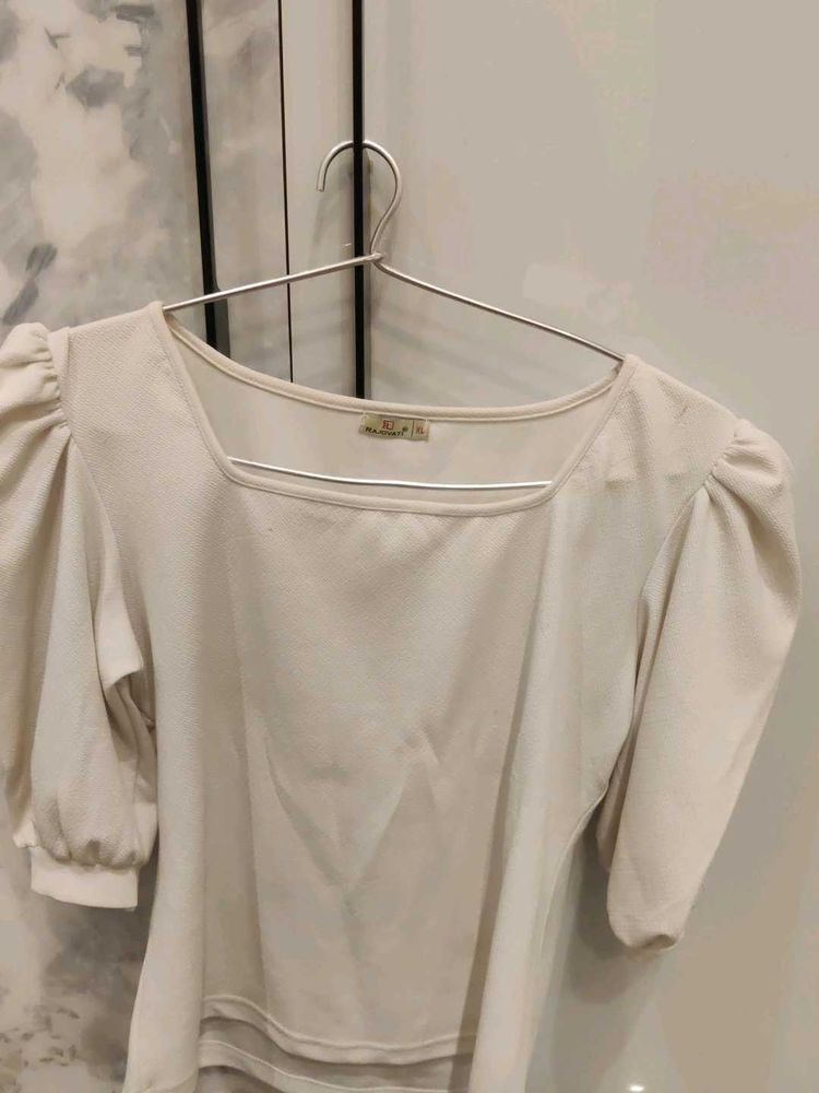 Cream Puff Sleeve Top