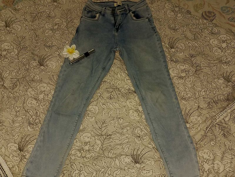 Light Wash Denim Jeans
