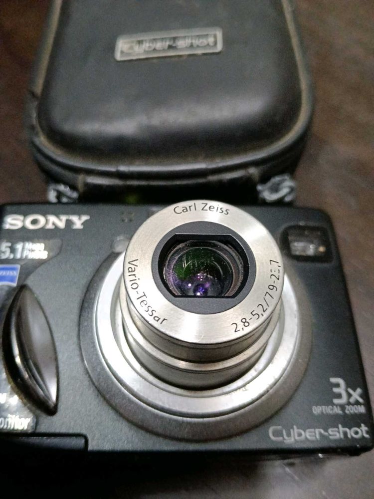 Sony Cyber-shot Digital Camera