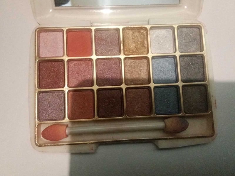 Eyeshadow Palette