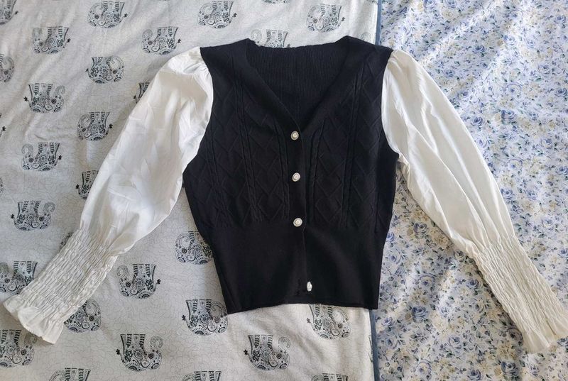 Chic Black &amp; White Cardigan Top