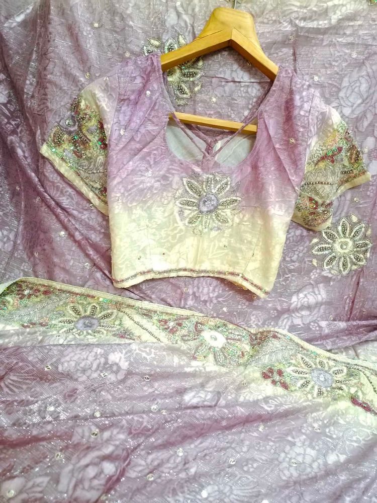 Elegant Lavender Saree with Blouse