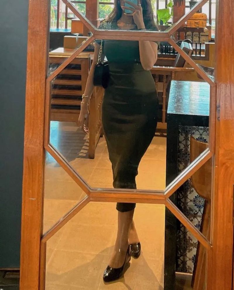 Elegant Dark Green Bodycon Dress