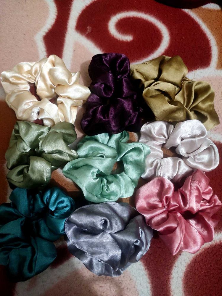 Silky Scrunchie Collection