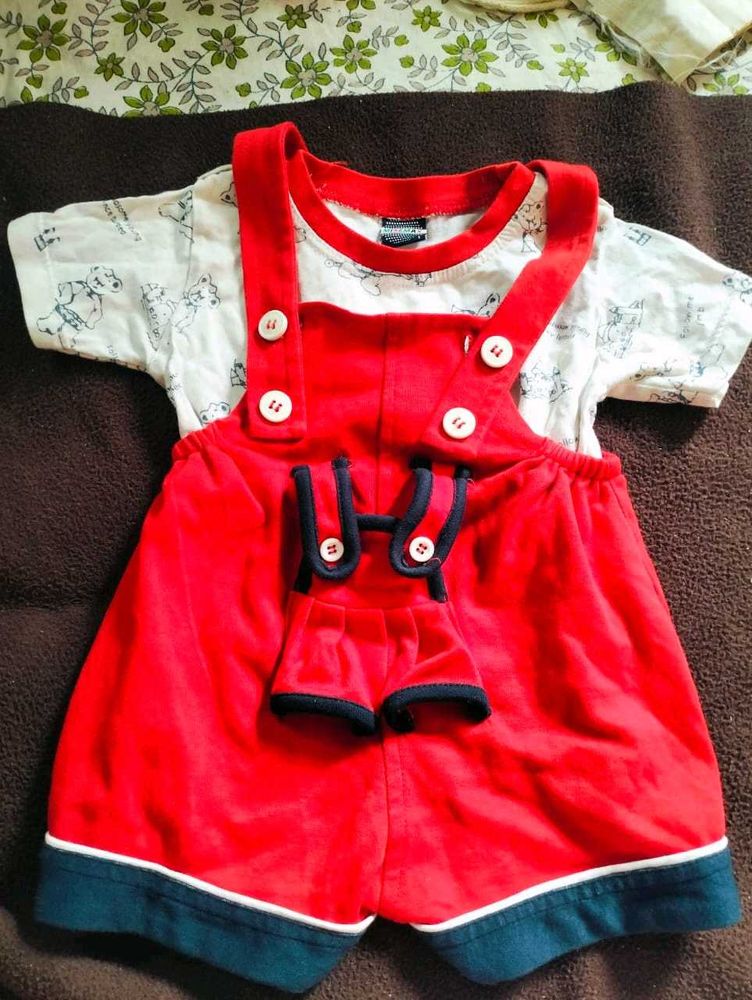 Dungaree Cute Baby Outfit
