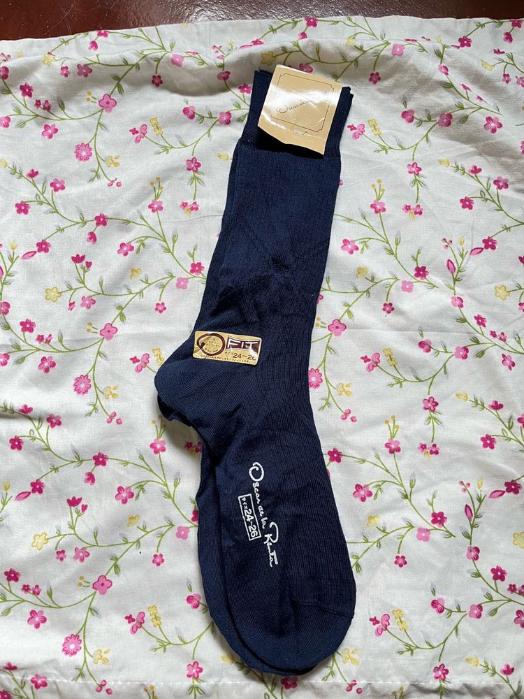 Oscar de la Renta Navy Socks