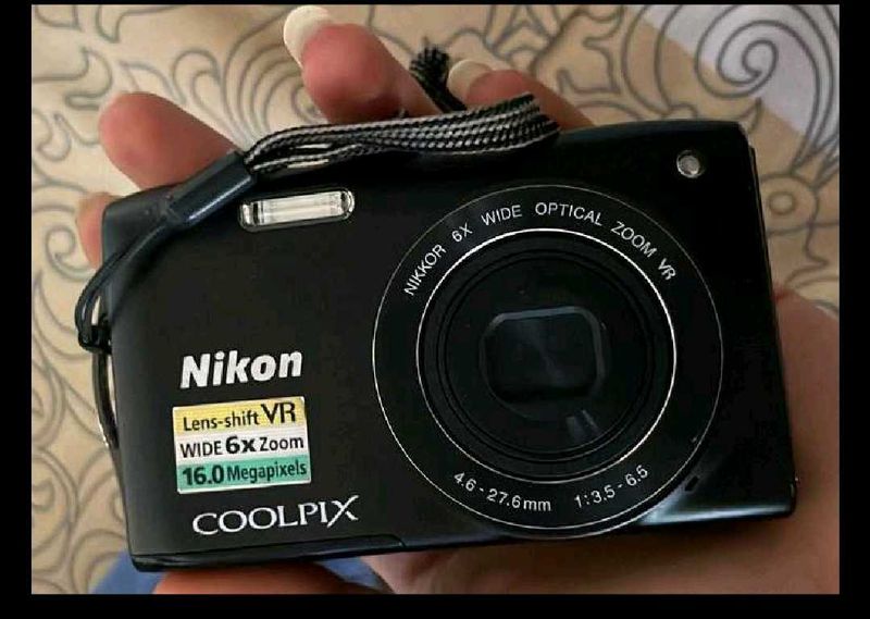 nikon camera