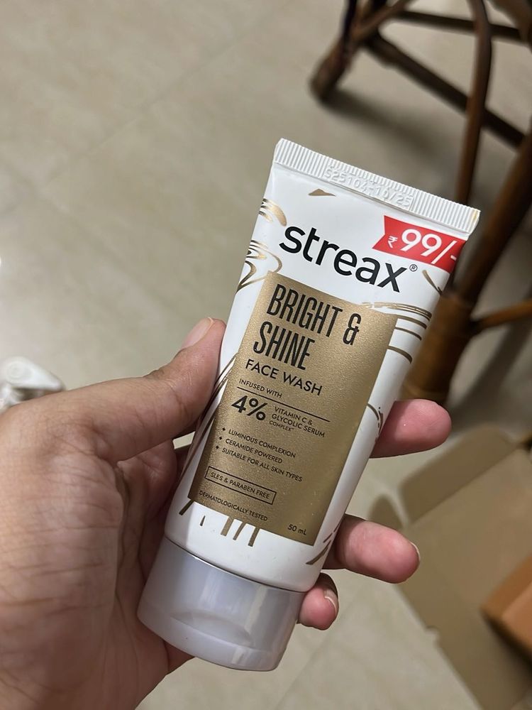 Streax Bright &amp; Shine Face Wash 50ml