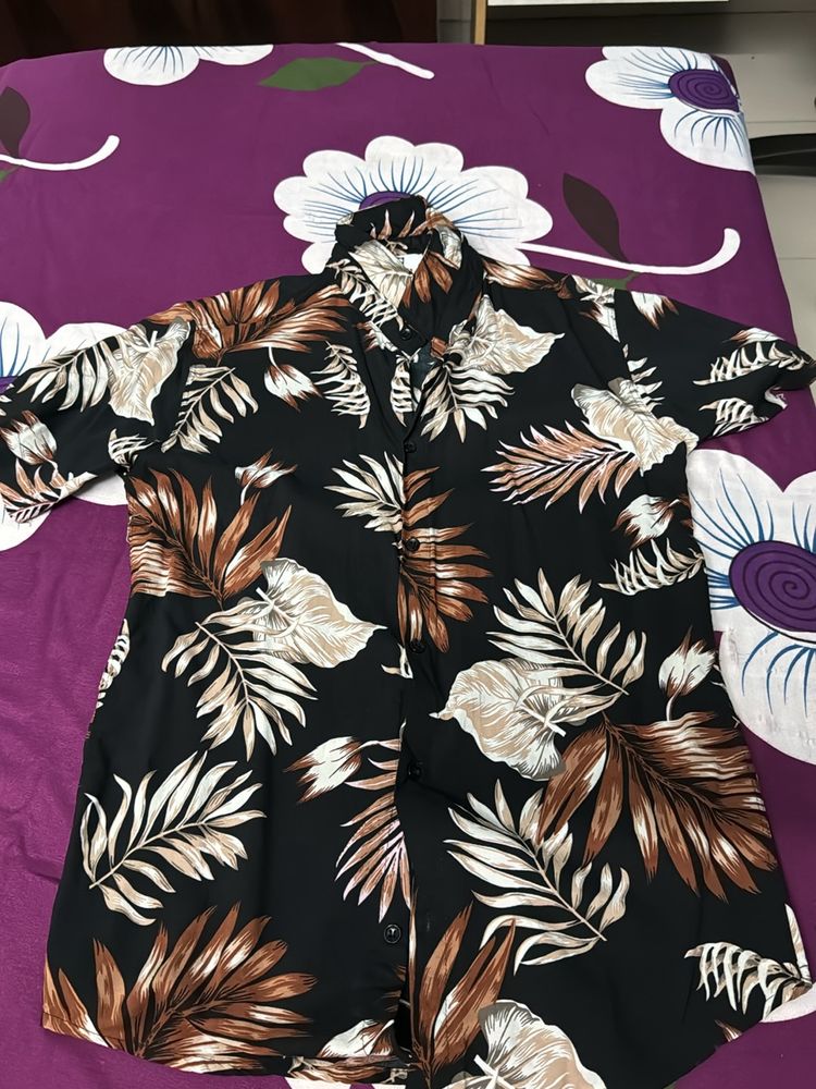 Casual Blsck &amp; Brown Floral Tshirt