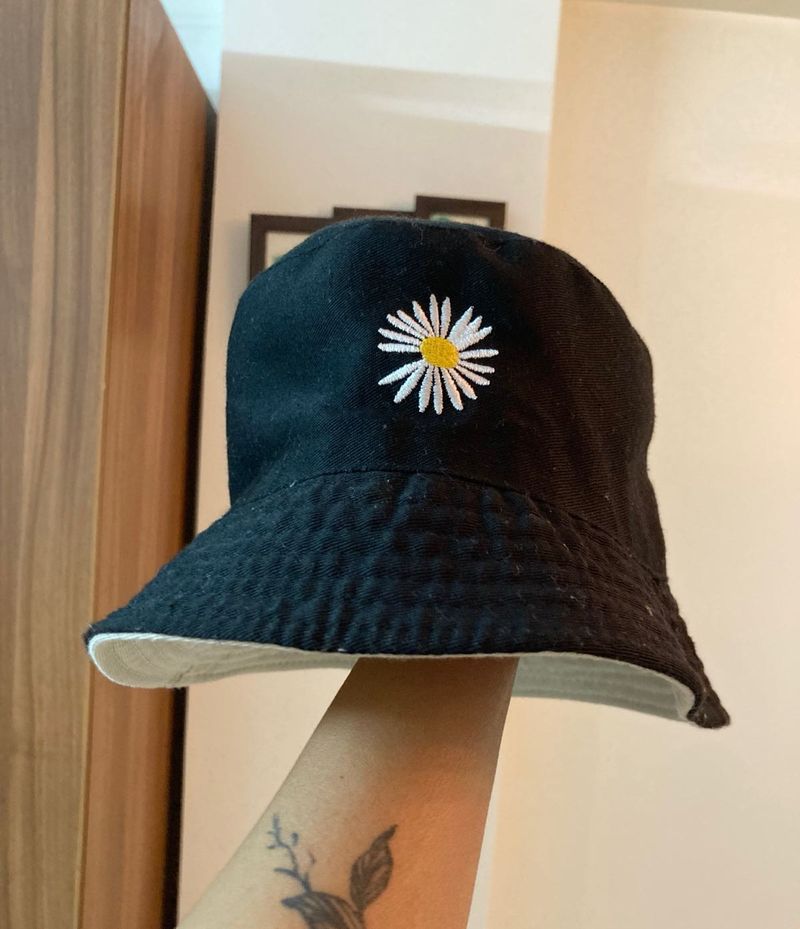 Reversible Cap