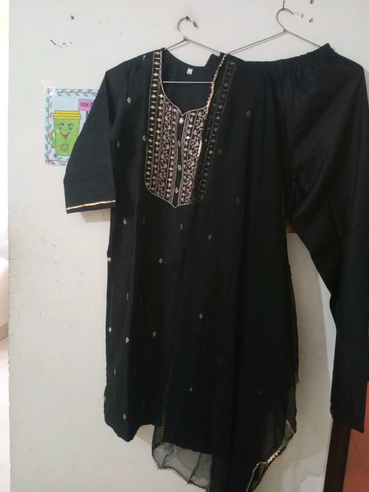 New Elegant Black Kurta Set with Embellishments