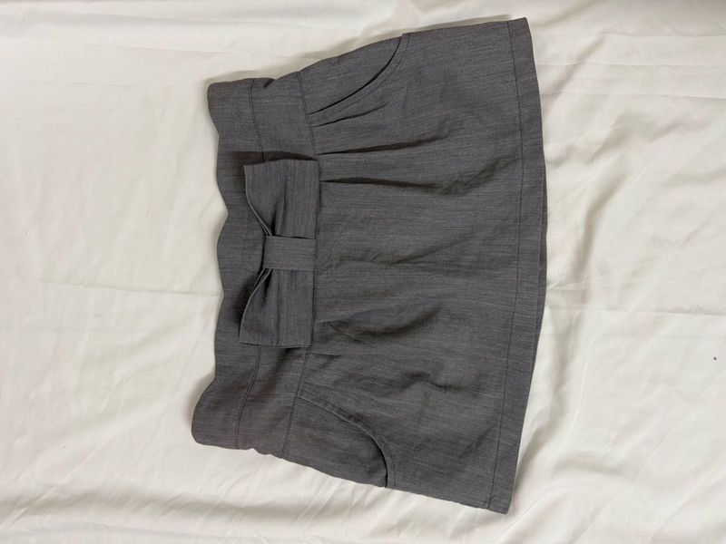 Chic Grey Bow Detail Skirt