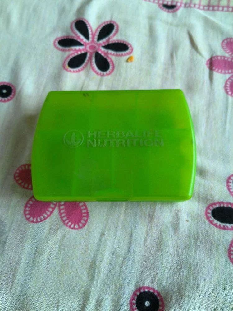 Herbalife Nutrition Pill Box