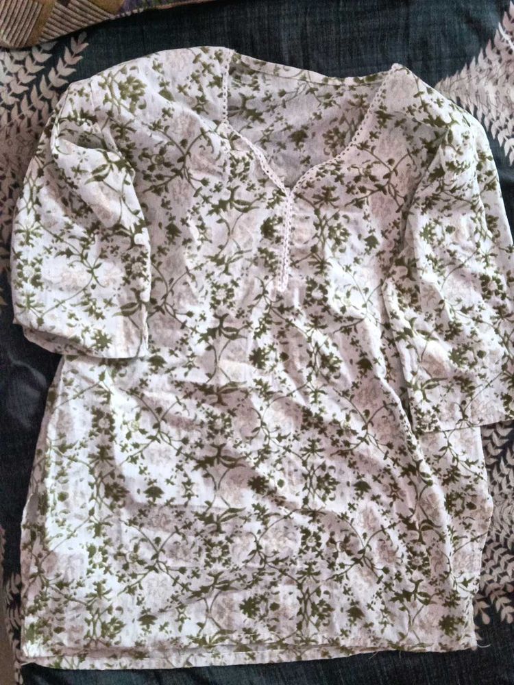 B1G1 FREE Women's Floral Print Cotton Kurta